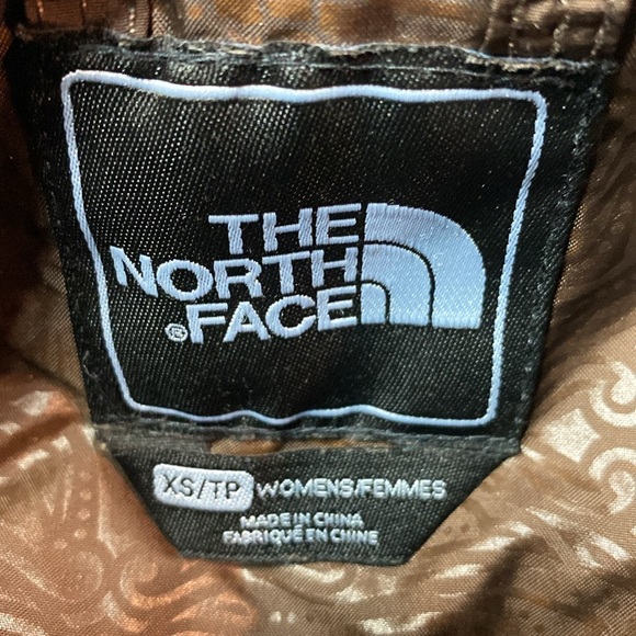 The North Face brown 600 puffer vest with fur lined hood size extra small - Picture 3 of 5